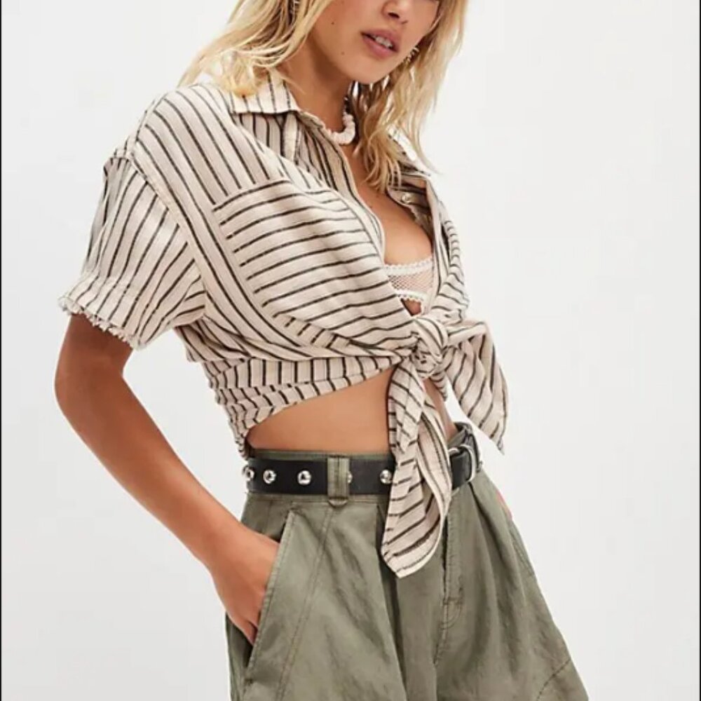 Free People Marina Trouser Shorts NWT Size 2 - Picture 3 of 9